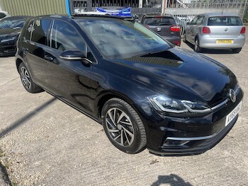 Used Volkswagen Golf 2019 for sale - 78329209: Photo