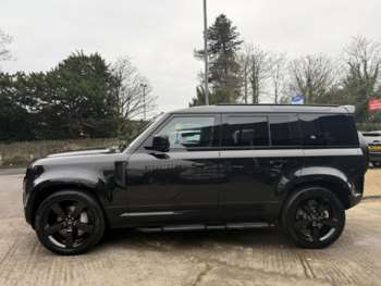 Used Land Rover Defender 110 2024 for sale - 73405407: Photo