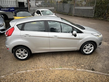 Used Ford Fiesta 2017 for sale - 76557326: Photo