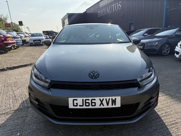 Used Volkswagen Scirocco 2016 for sale - 74559346: Photo 2