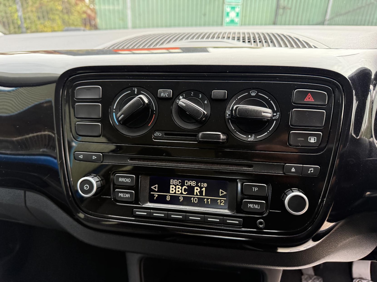 Used Volkswagen up! 2014 for sale - 76101458: Photo 10
