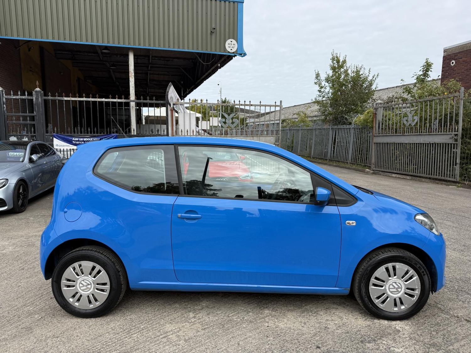 Used Volkswagen up! 2014 for sale - 76101458: Photo 8