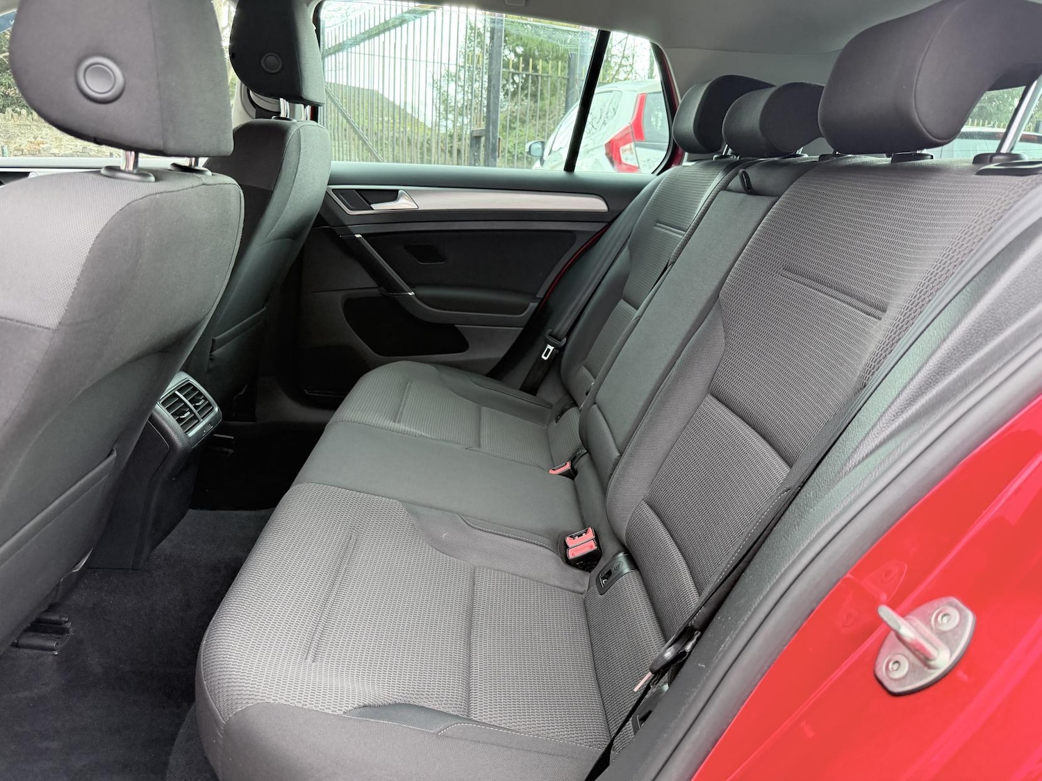 Used Volkswagen Golf 2015 for sale - 77665277: Photo 18