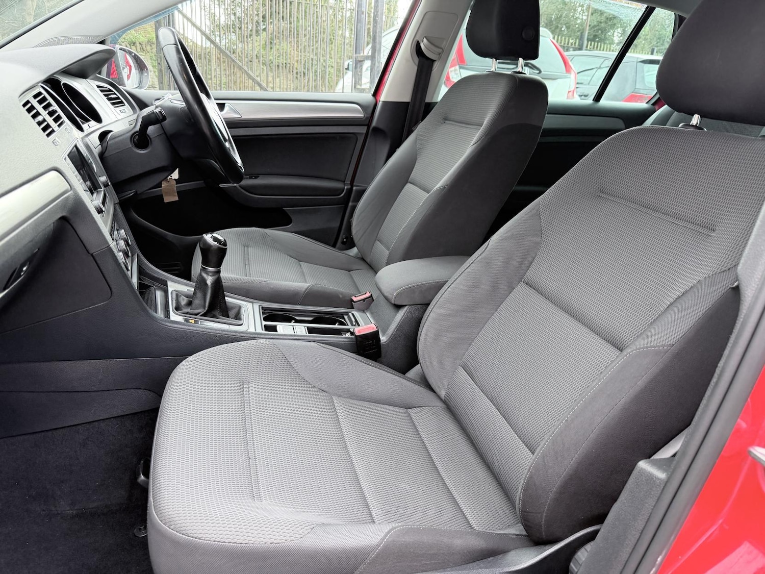 Used Volkswagen Golf 2015 for sale - 77665277: Photo 19