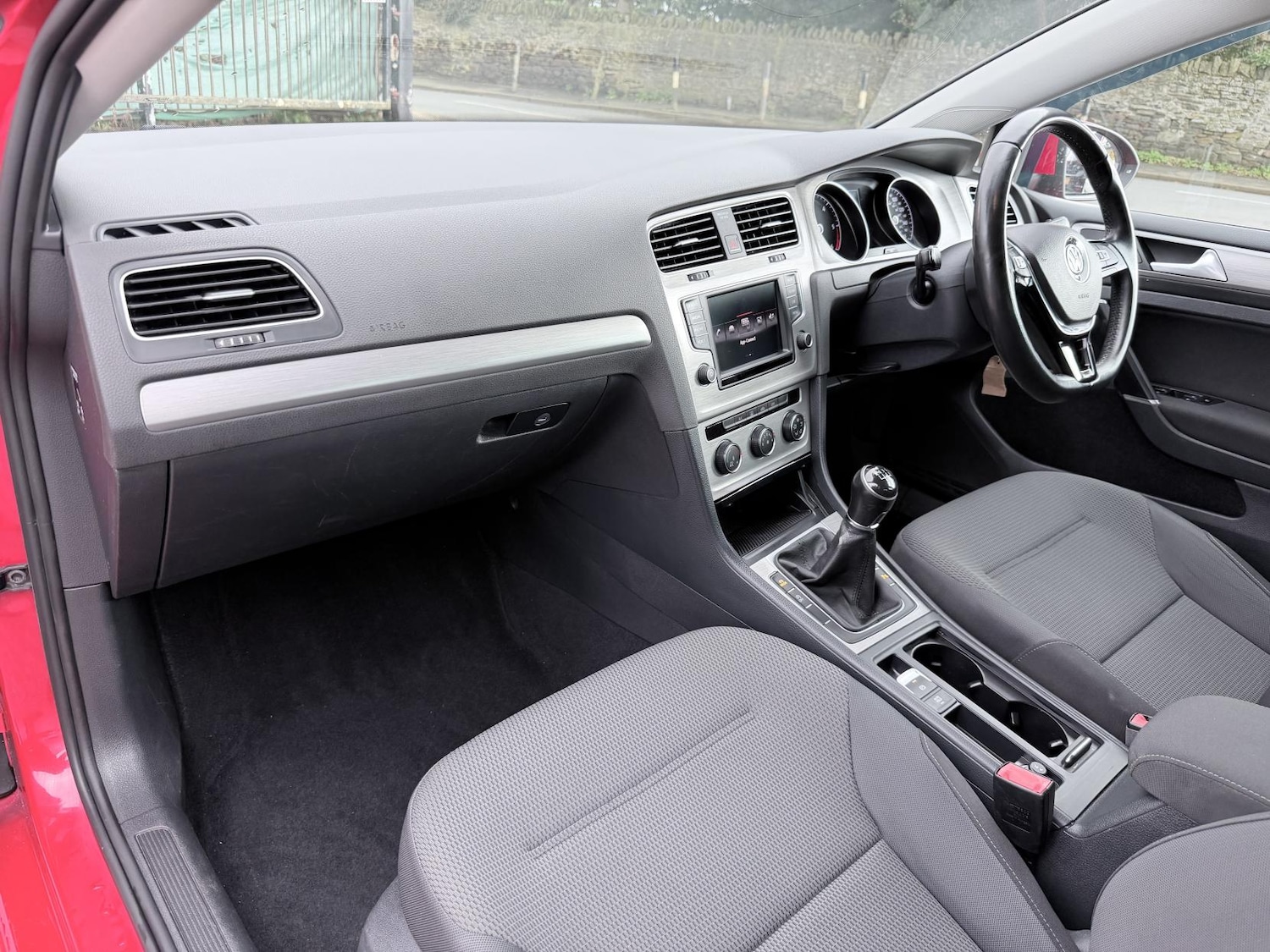 Used Volkswagen Golf 2015 for sale - 77665277: Photo 20