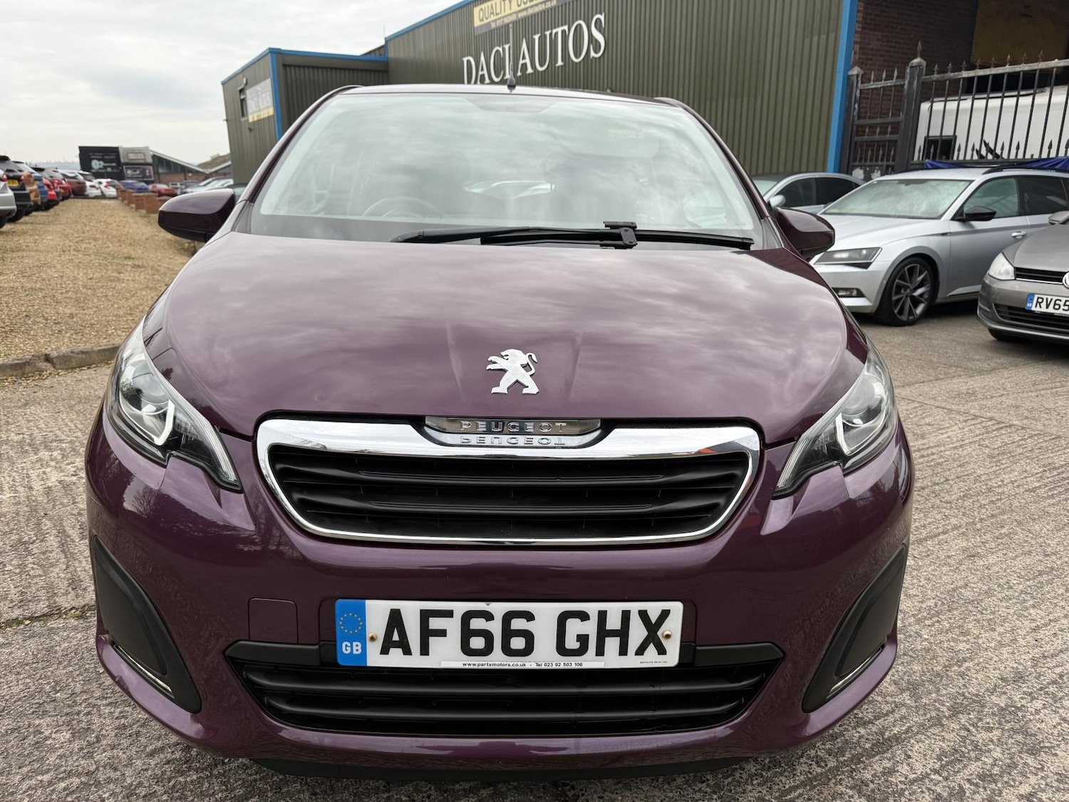 Used Peugeot 108 2017 for sale - 76494342: Photo 2