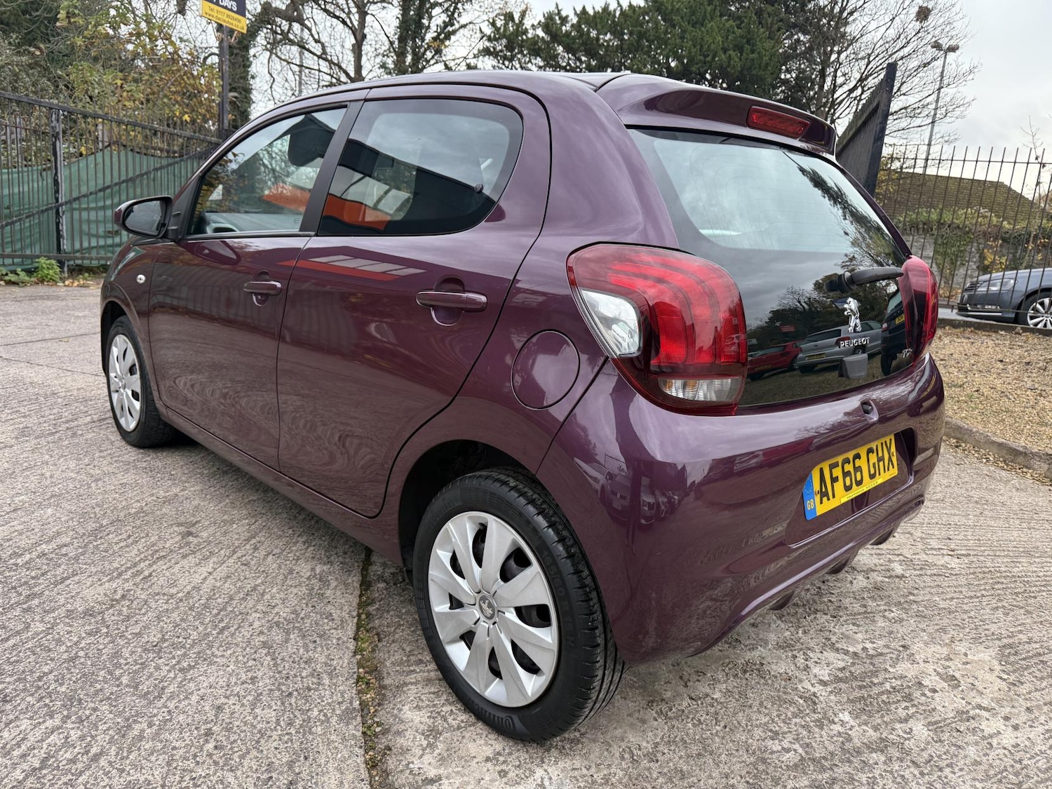 Used Peugeot 108 2017 for sale - 76494342: Photo 5