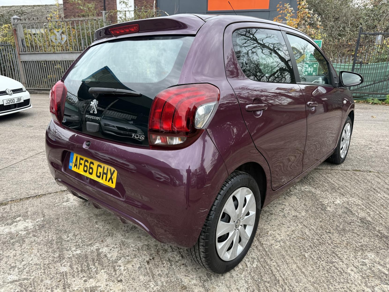 Used Peugeot 108 2017 for sale - 76494342: Photo 7