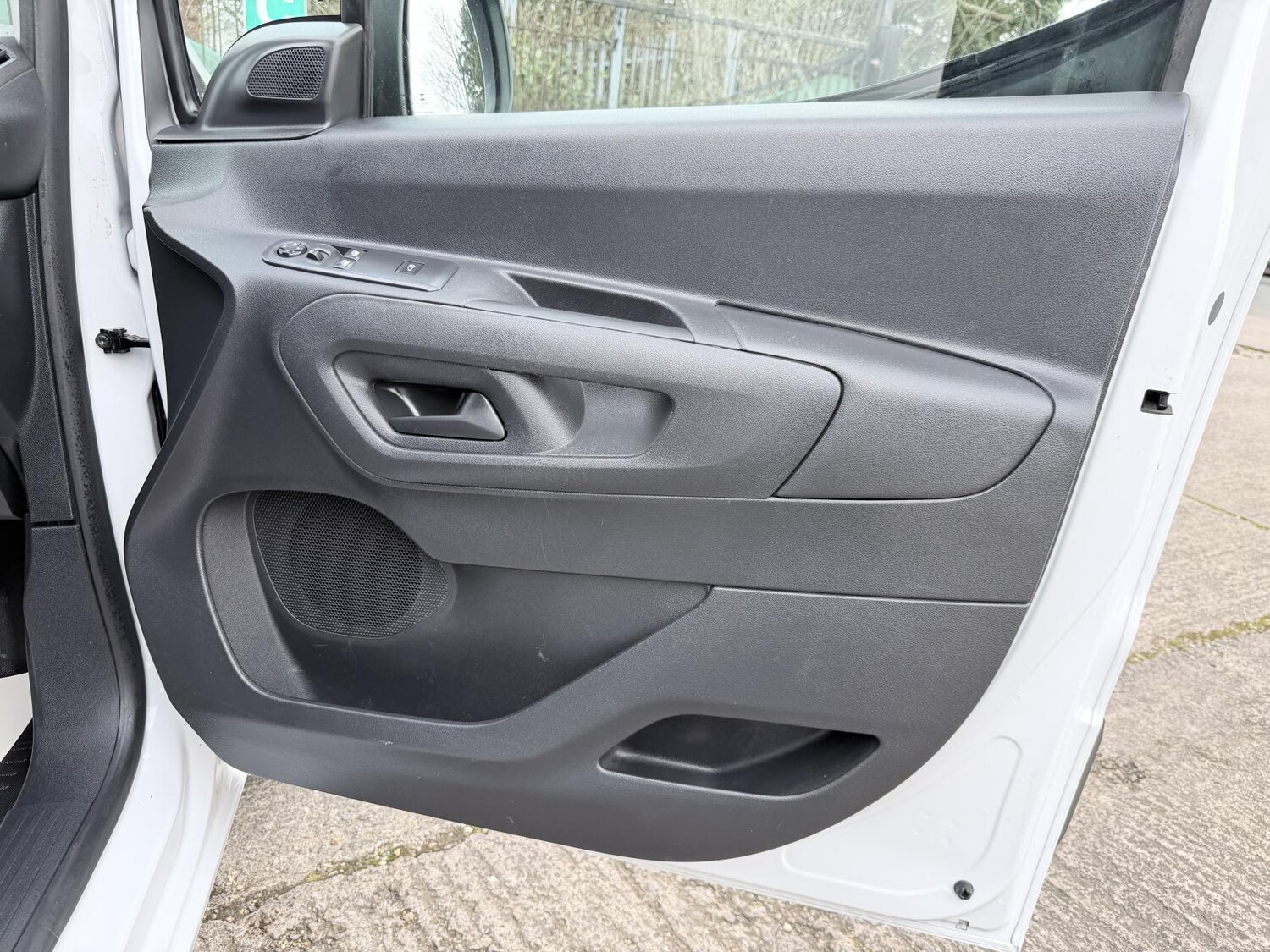 Used Peugeot Partner 2023 for sale - 77691061: Photo 16