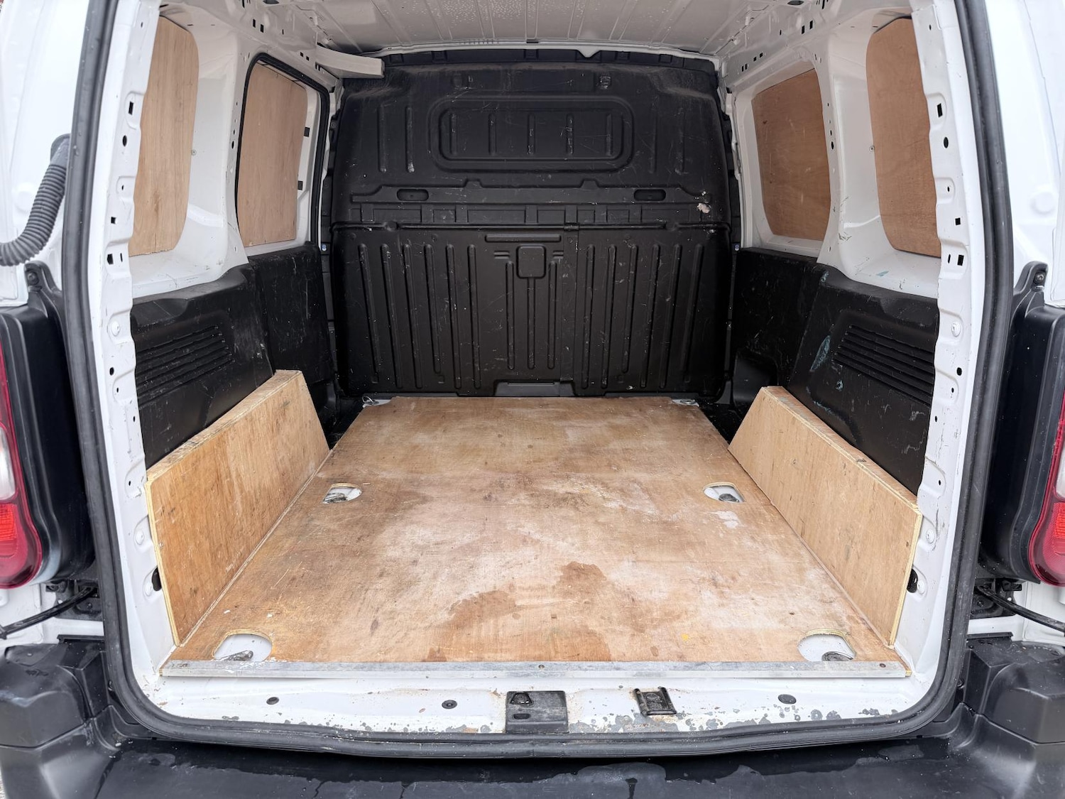 Used Peugeot Partner 2023 for sale - 77691061: Photo 17