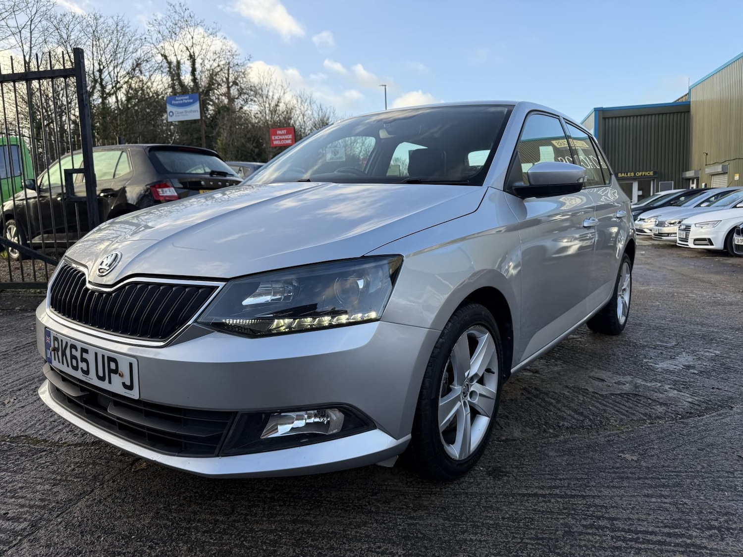 Used Skoda Fabia 2015 for sale - 76891890: Photo 3