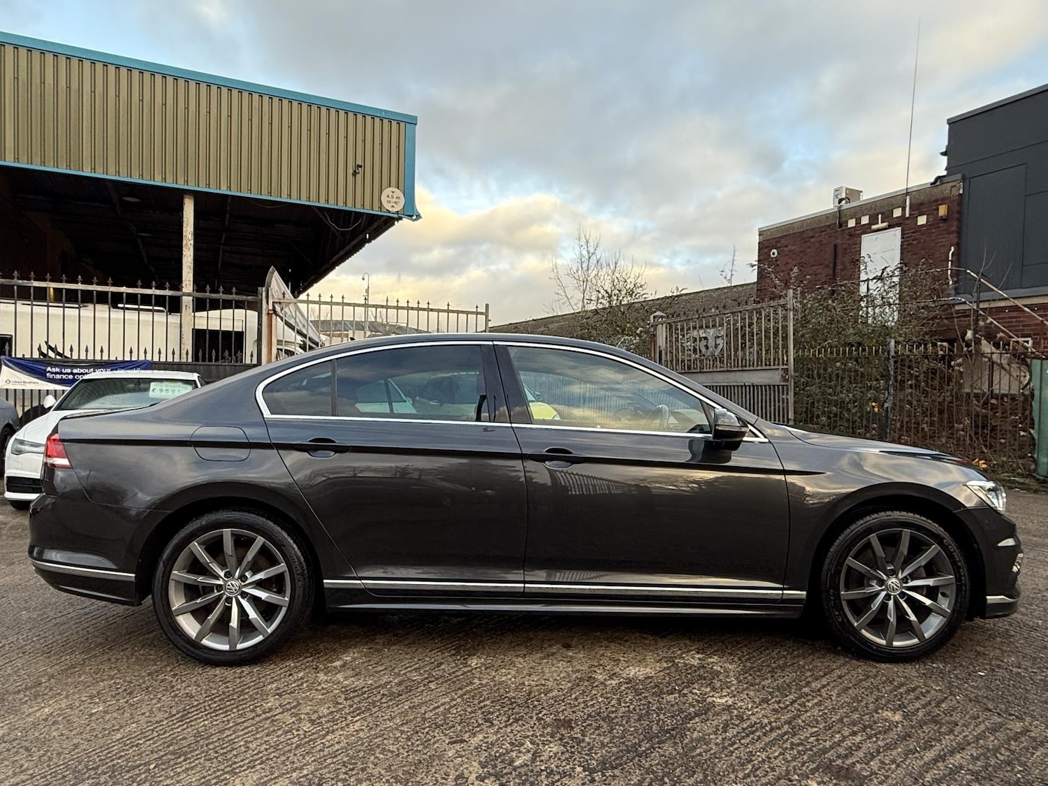 Used Volkswagen Passat 2019 for sale - 76904773: Photo 8