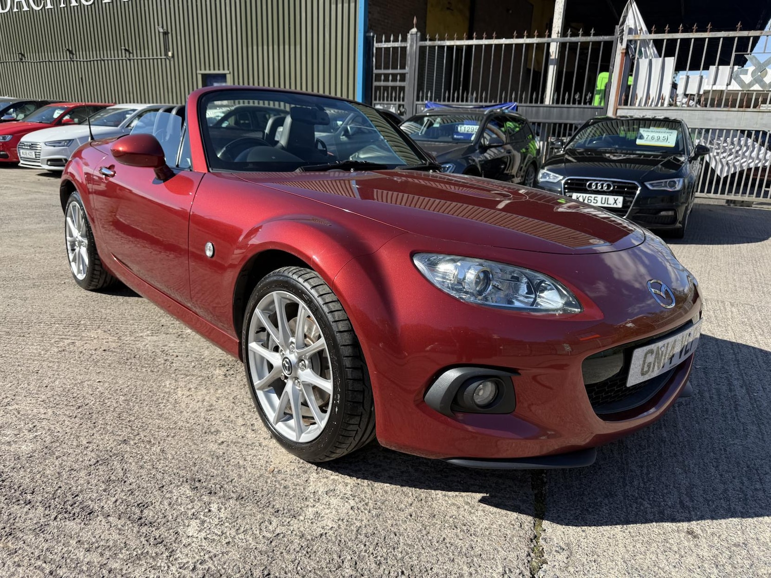 Used Mazda MX-5 2014 for sale - 76117691: Photo 2