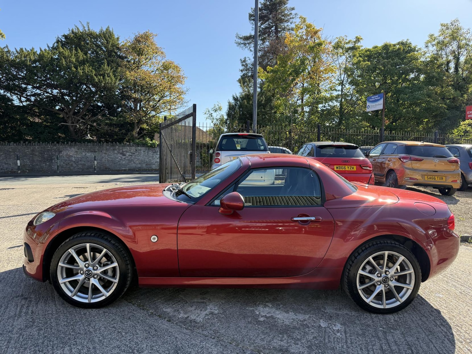 Used Mazda MX-5 2014 for sale - 76117691: Photo 5
