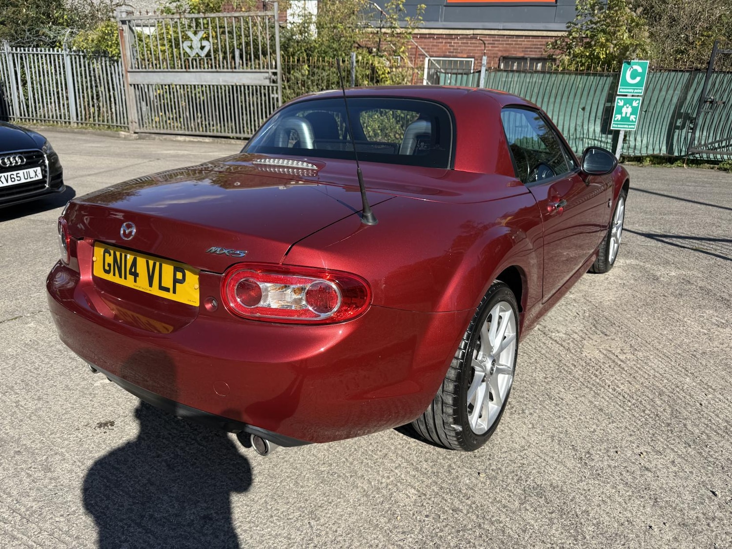 Used Mazda MX-5 2014 for sale - 76117691: Photo 8
