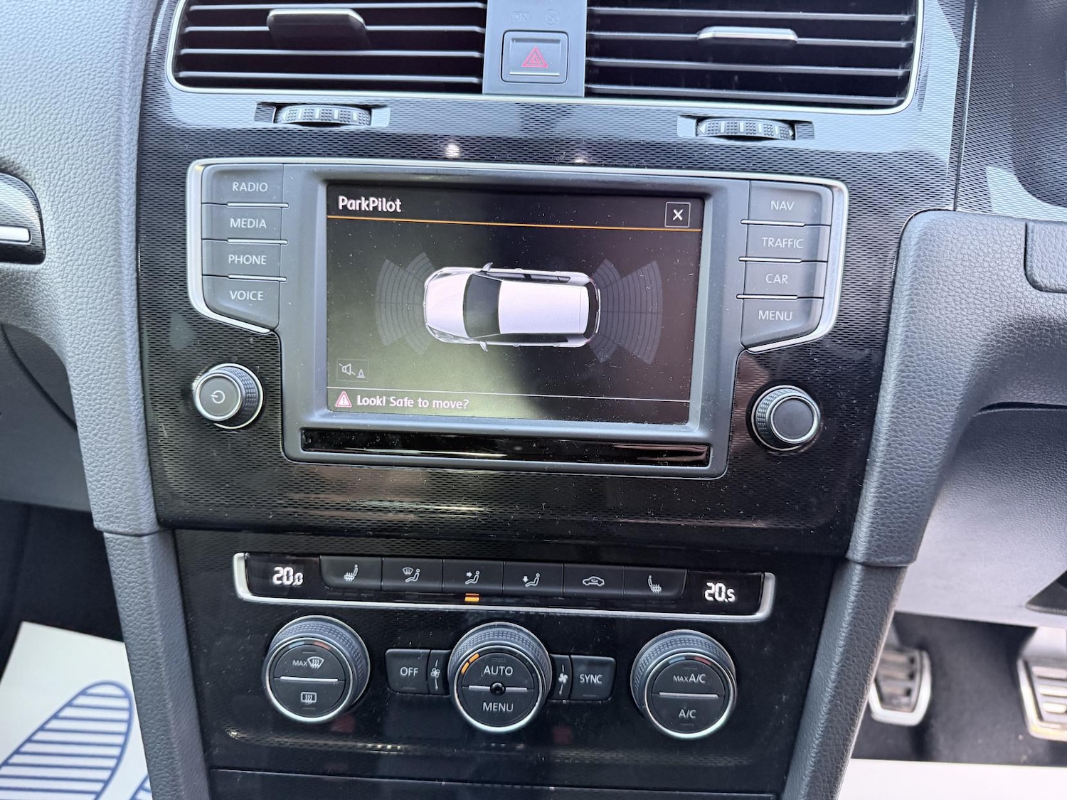 Used Volkswagen Golf 2016 for sale - 77848268: Photo 13