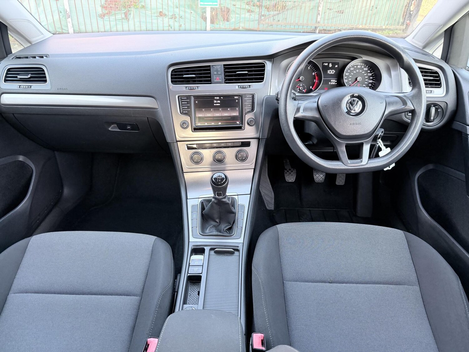 Used Volkswagen Golf 2015 for sale - 77848301: Photo 9