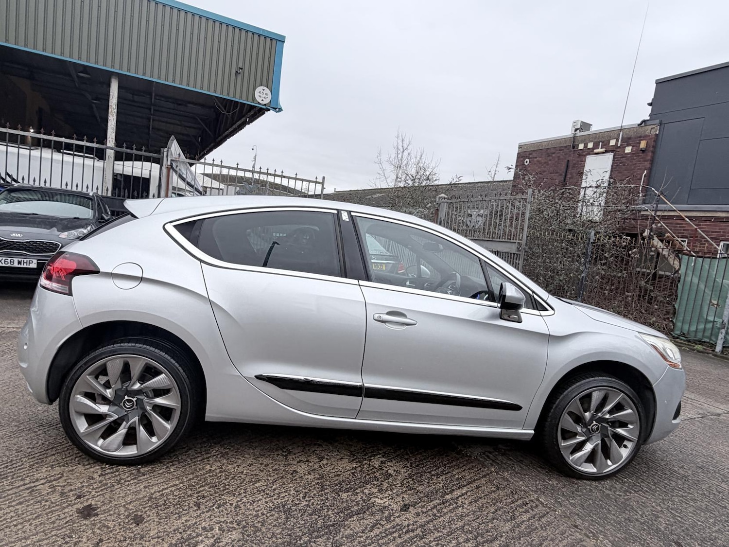 Used Citroen DS4 2013 for sale - 77235614: Photo 8