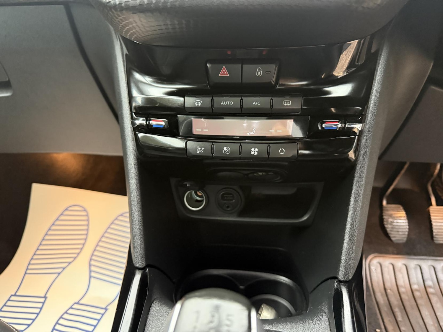 Used Peugeot 2008 2018 for sale - 77069143: Photo 14