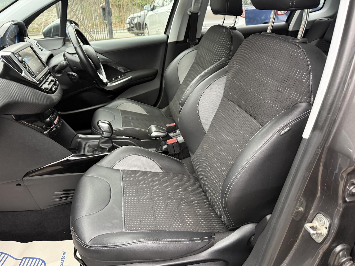 Used Peugeot 2008 2018 for sale - 77069143: Photo 20