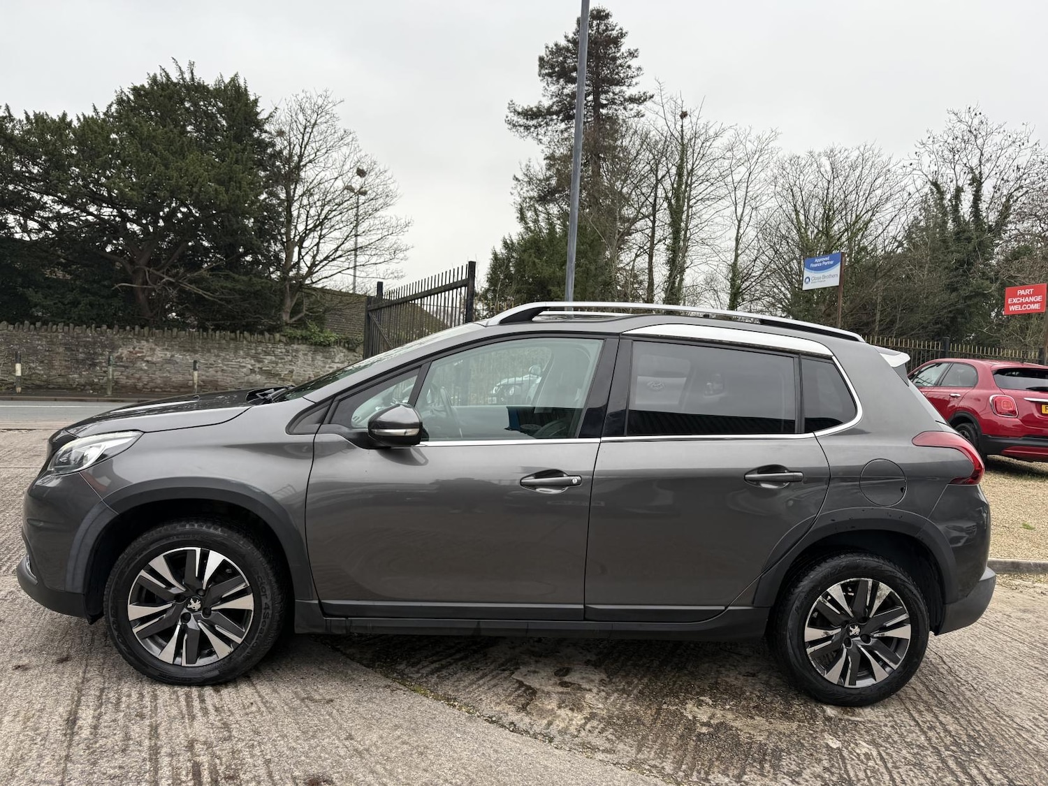 Used Peugeot 2008 2018 for sale - 77069143: Photo 4