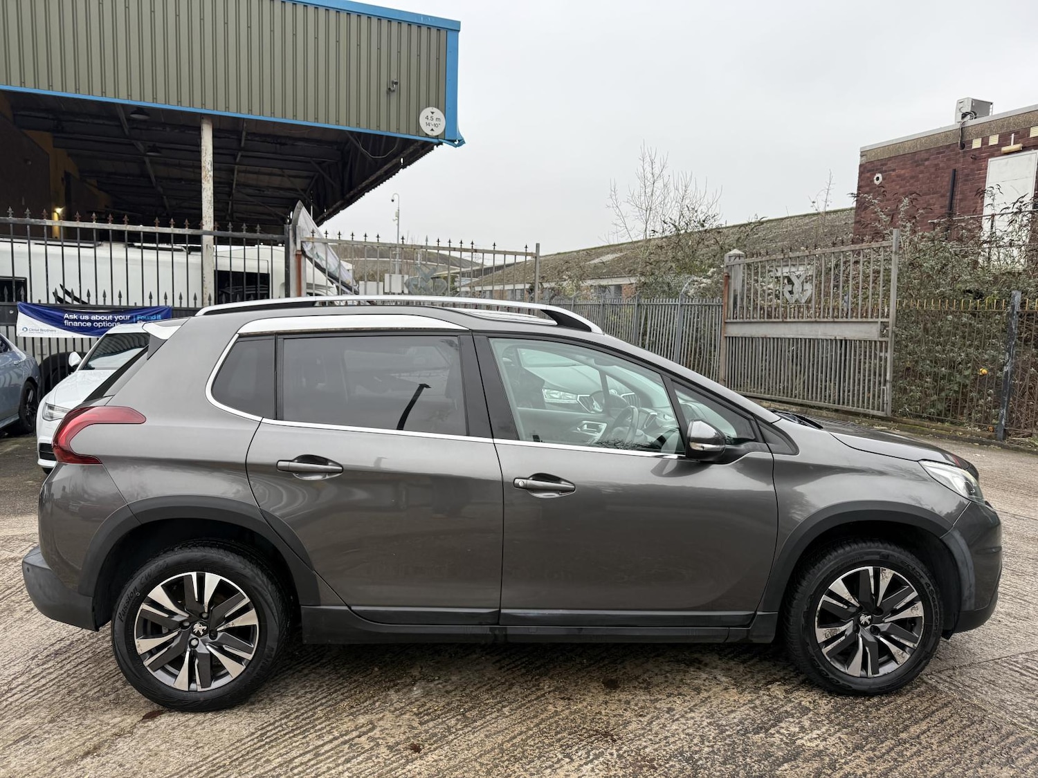 Used Peugeot 2008 2018 for sale - 77069143: Photo 8