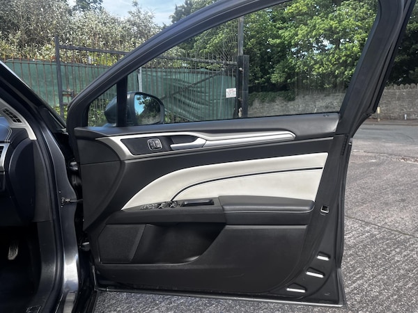 Used Ford Mondeo 2016 for sale - 74786637: Photo 27