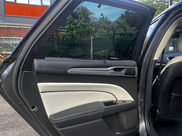 Used Ford Mondeo 2016 for sale - 74786637: Photo 31