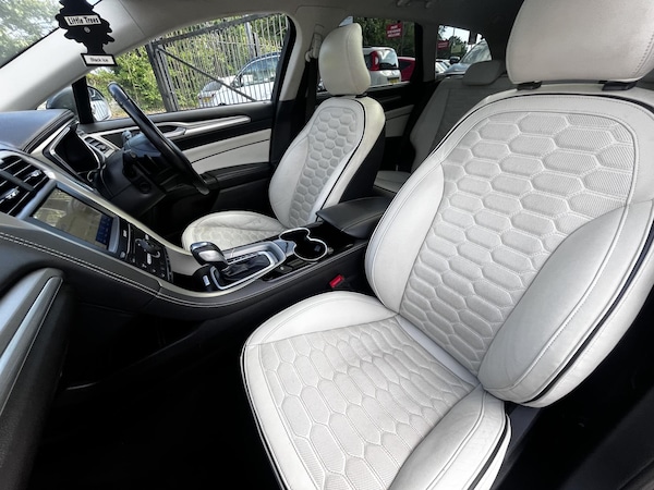 Used Ford Mondeo 2016 for sale - 74786637: Photo 32