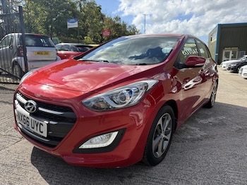 Used Hyundai i30 2016 for sale - 76067748: Photo