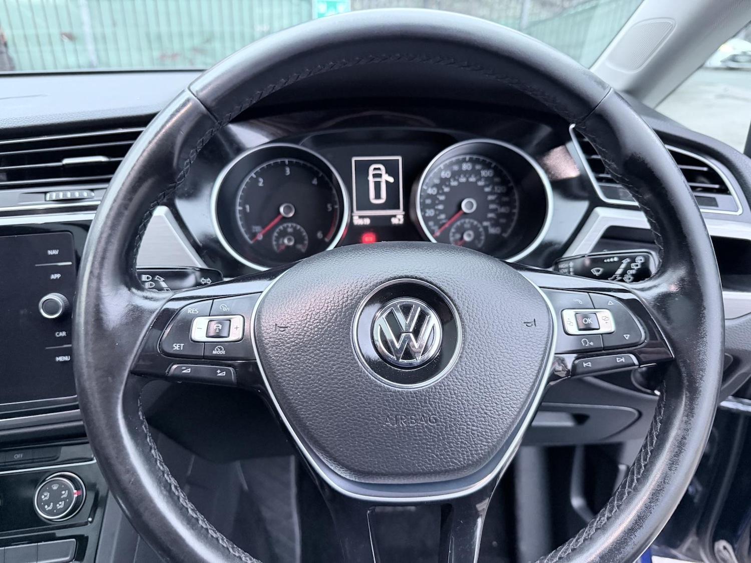 Used Volkswagen Touran 2018 for sale - 77391876: Photo 15