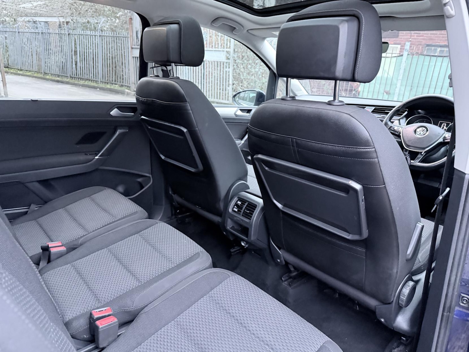 Used Volkswagen Touran 2018 for sale - 77391876: Photo 18