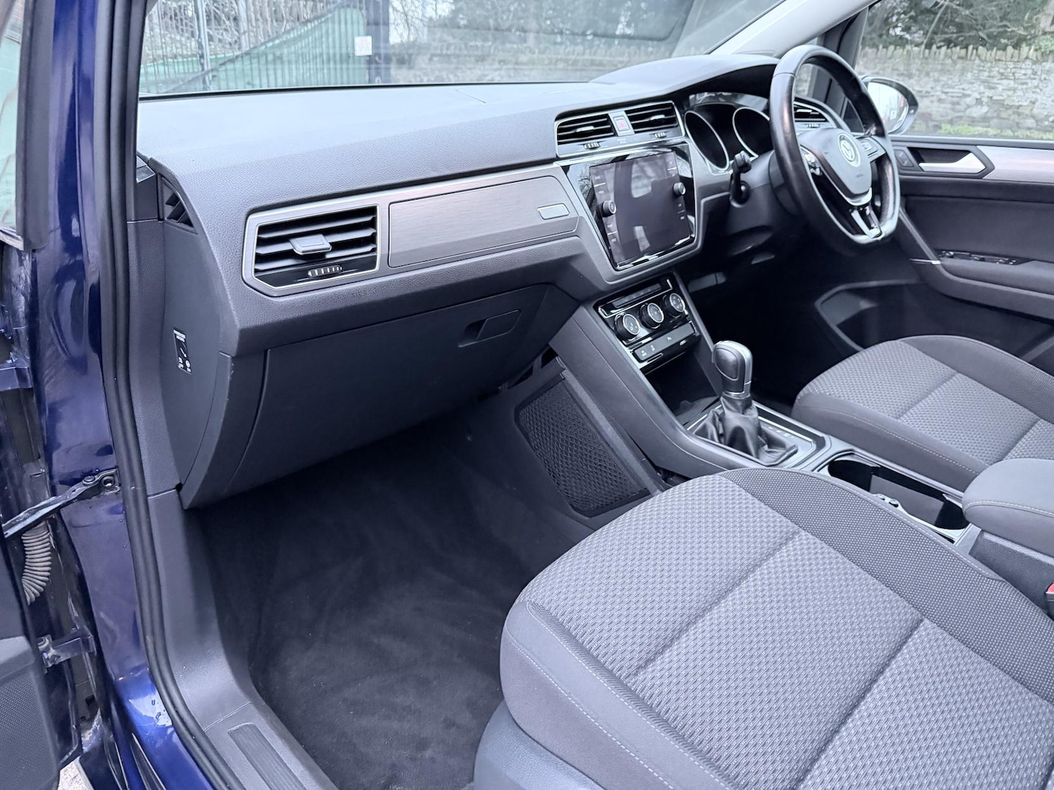 Used Volkswagen Touran 2018 for sale - 77391876: Photo 26