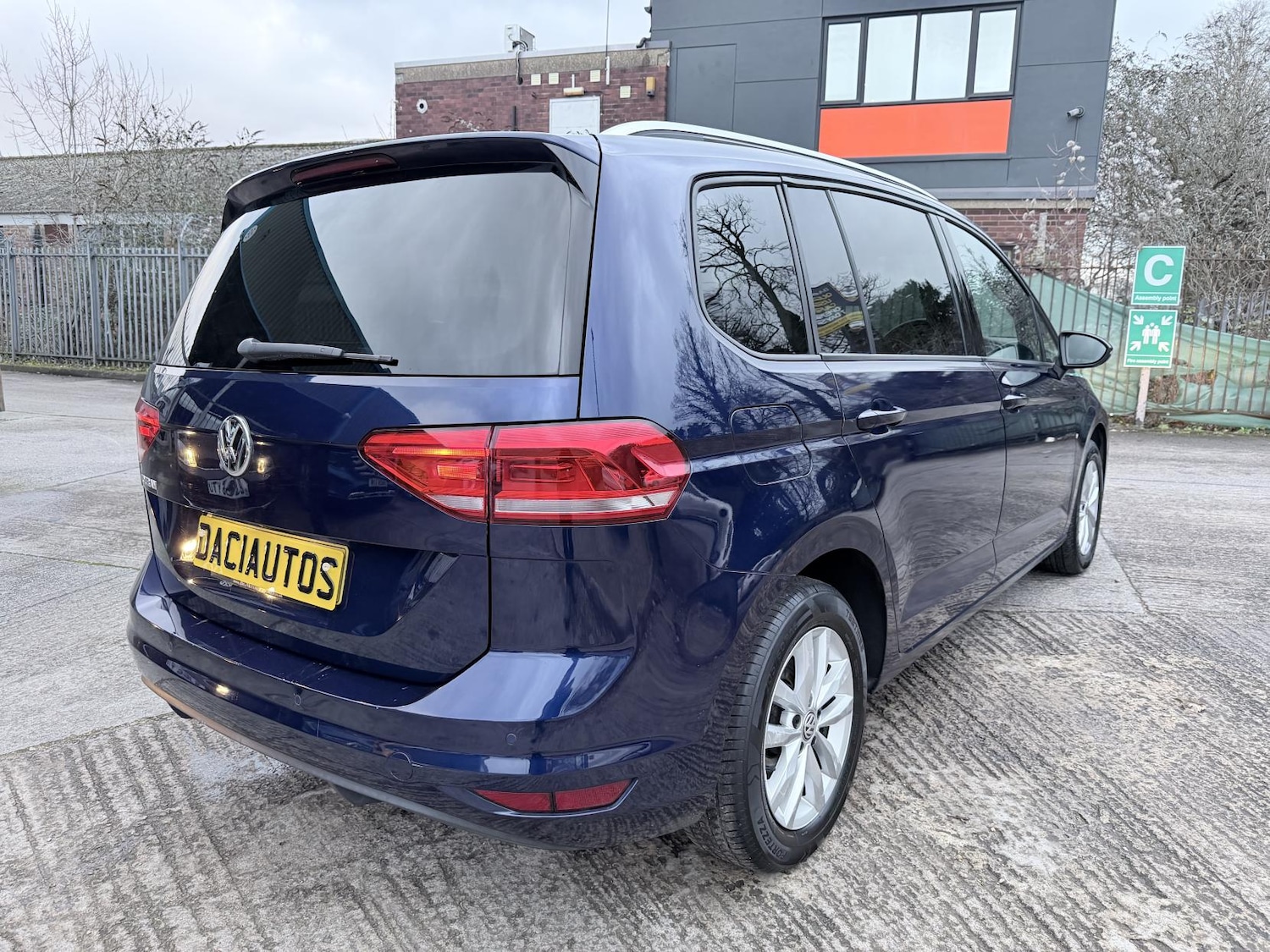 Used Volkswagen Touran 2018 for sale - 77391876: Photo 7