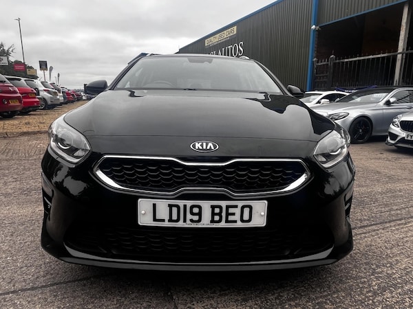 Used Kia Ceed 2019 for sale - 75630021: Photo 2