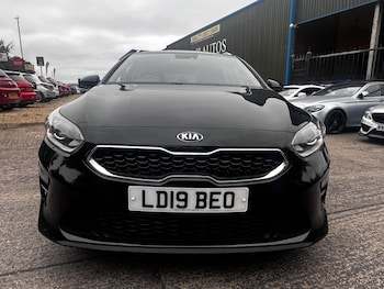 Used Kia Ceed 2019 for sale - 75630021: Photo