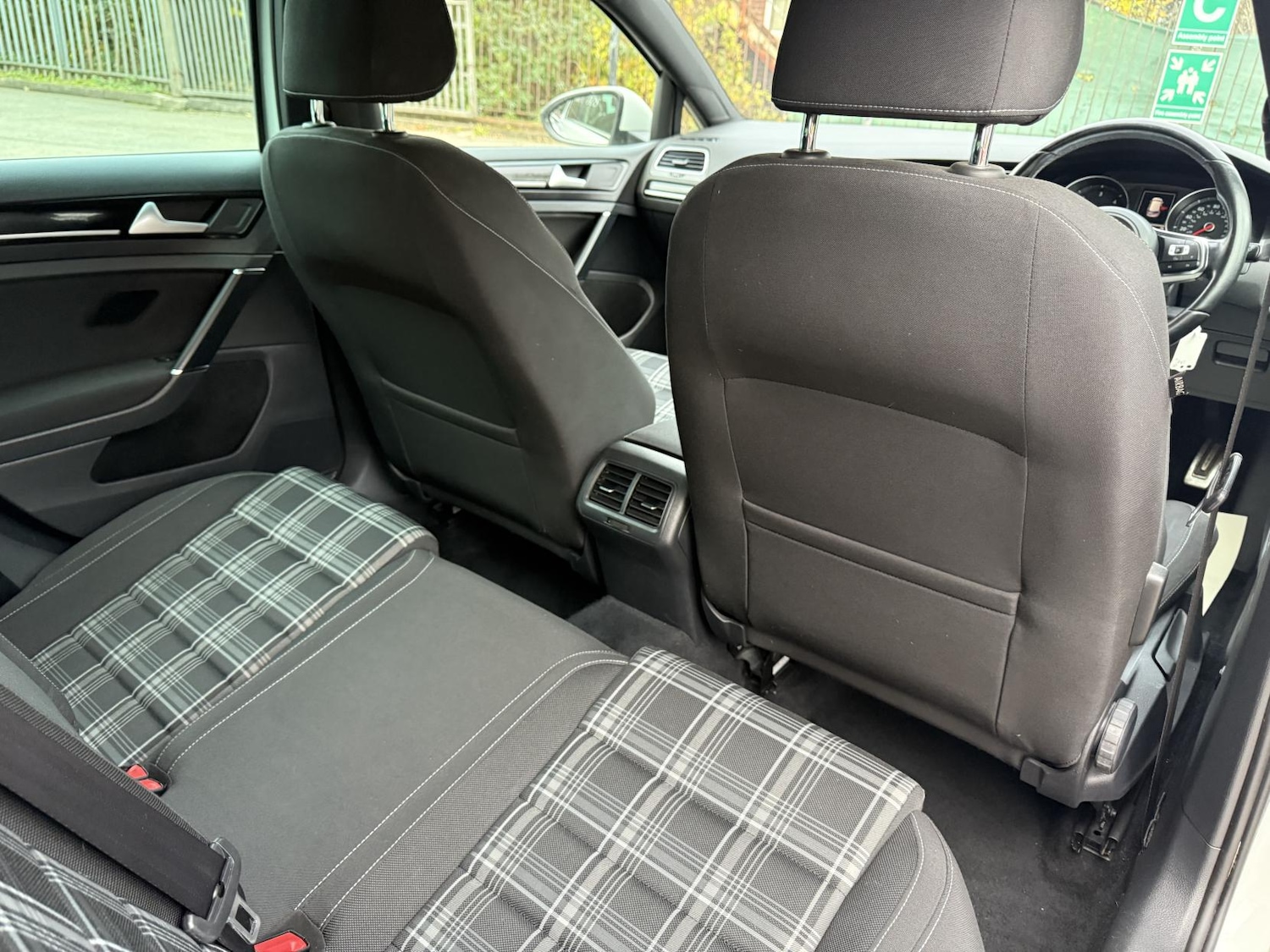 Used Volkswagen Golf 2014 for sale - 76415633: Photo 19