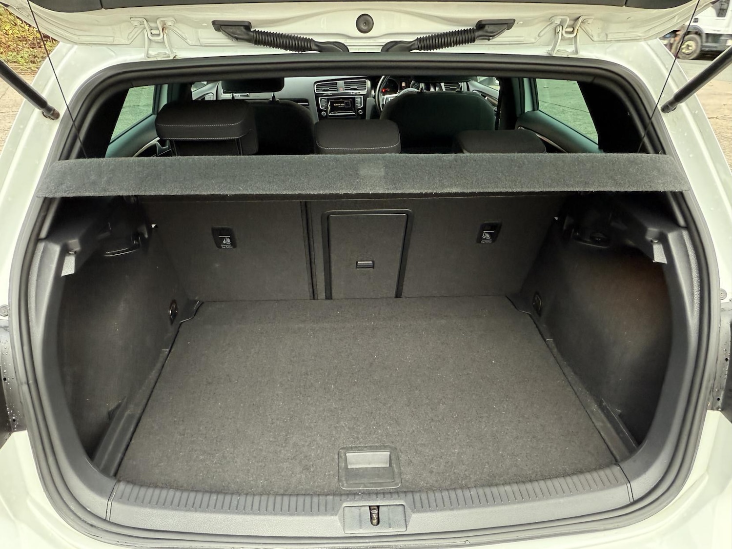 Used Volkswagen Golf 2014 for sale - 76415633: Photo 21