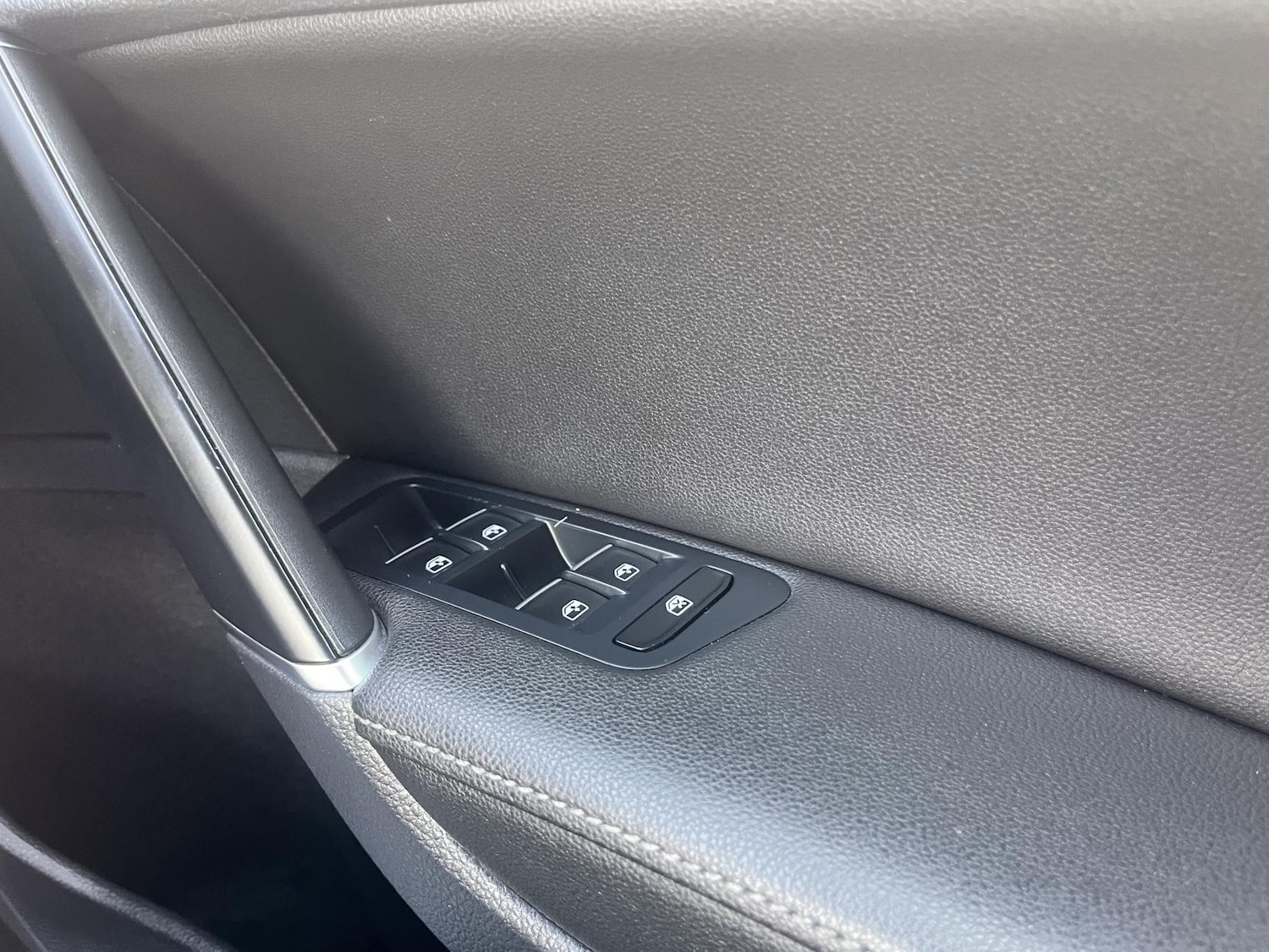 Used Volkswagen Golf 2016 for sale - 76964294: Photo 19