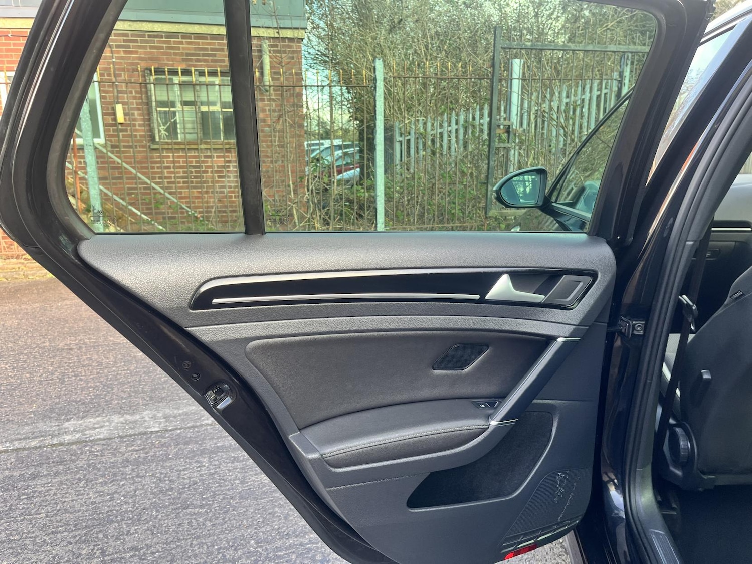 Used Volkswagen Golf 2016 for sale - 76964294: Photo 26