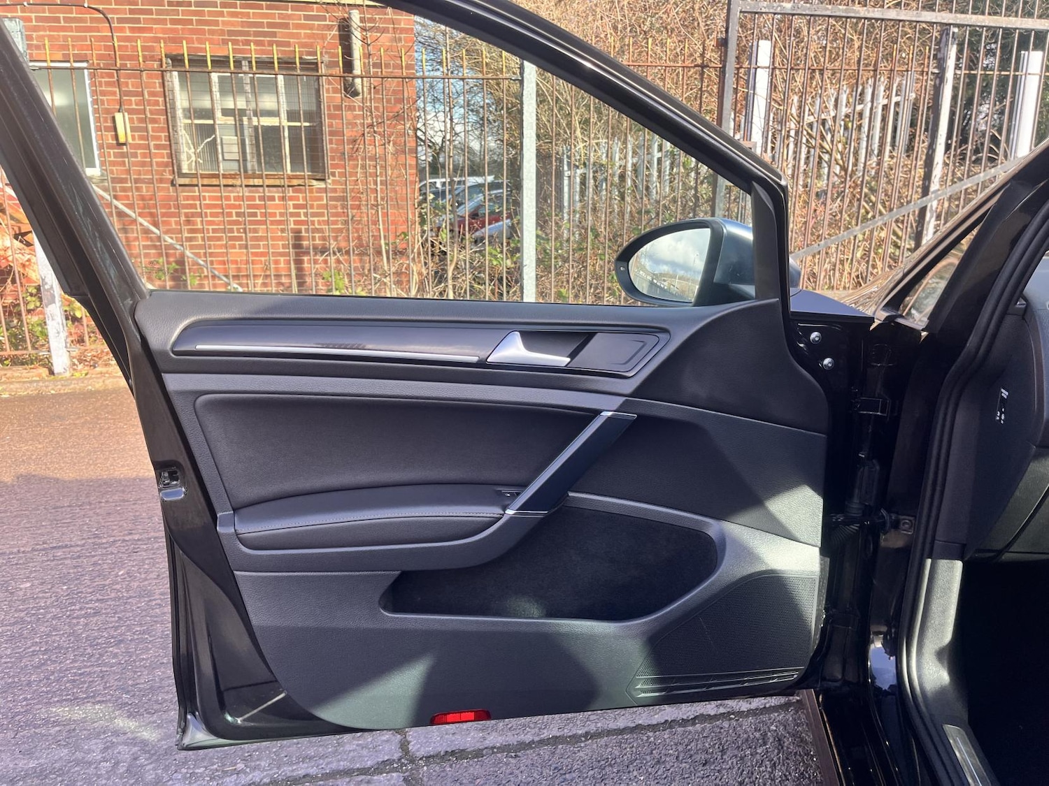 Used Volkswagen Golf 2016 for sale - 76964294: Photo 28