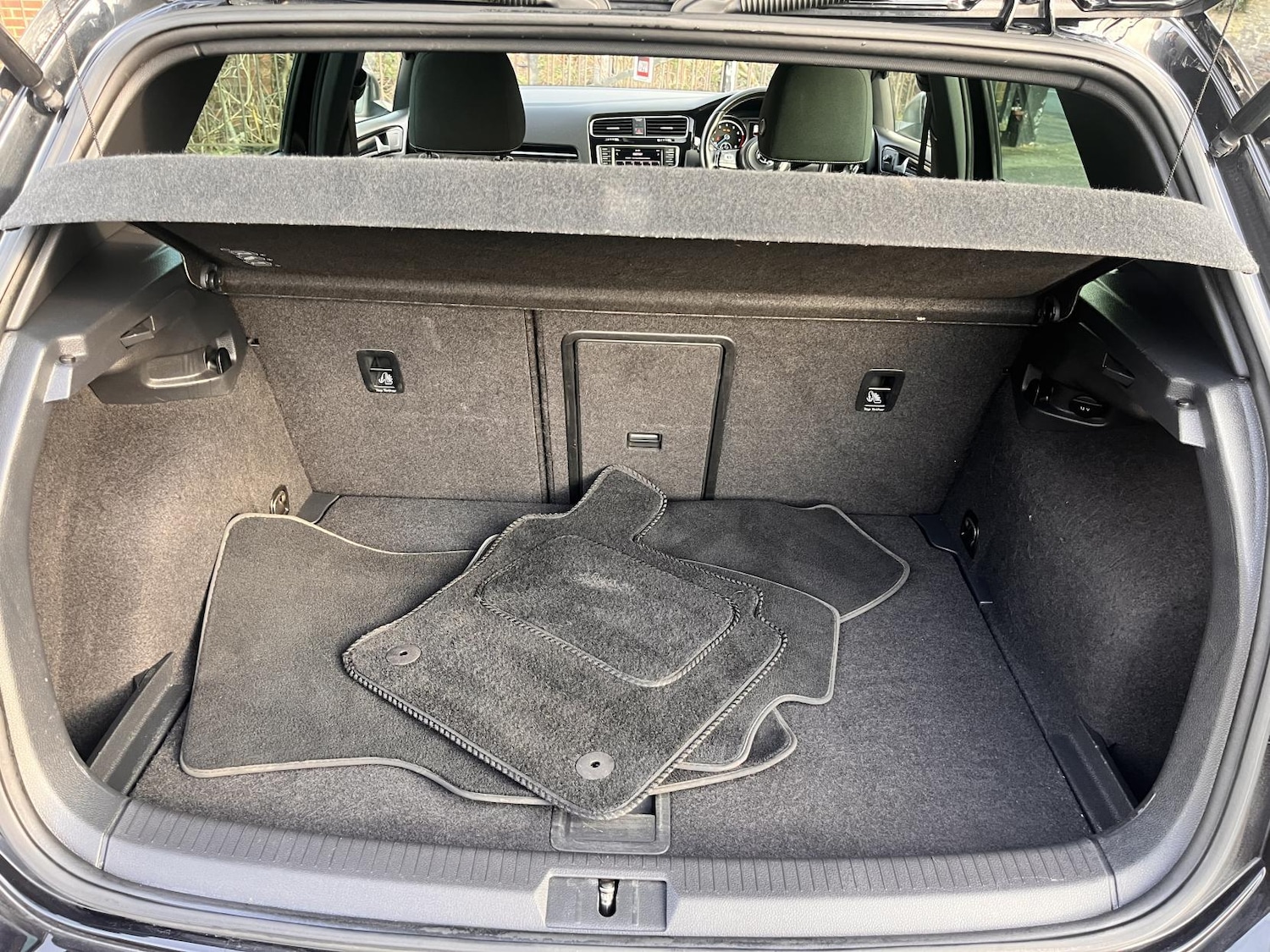 Used Volkswagen Golf 2016 for sale - 76964294: Photo 29