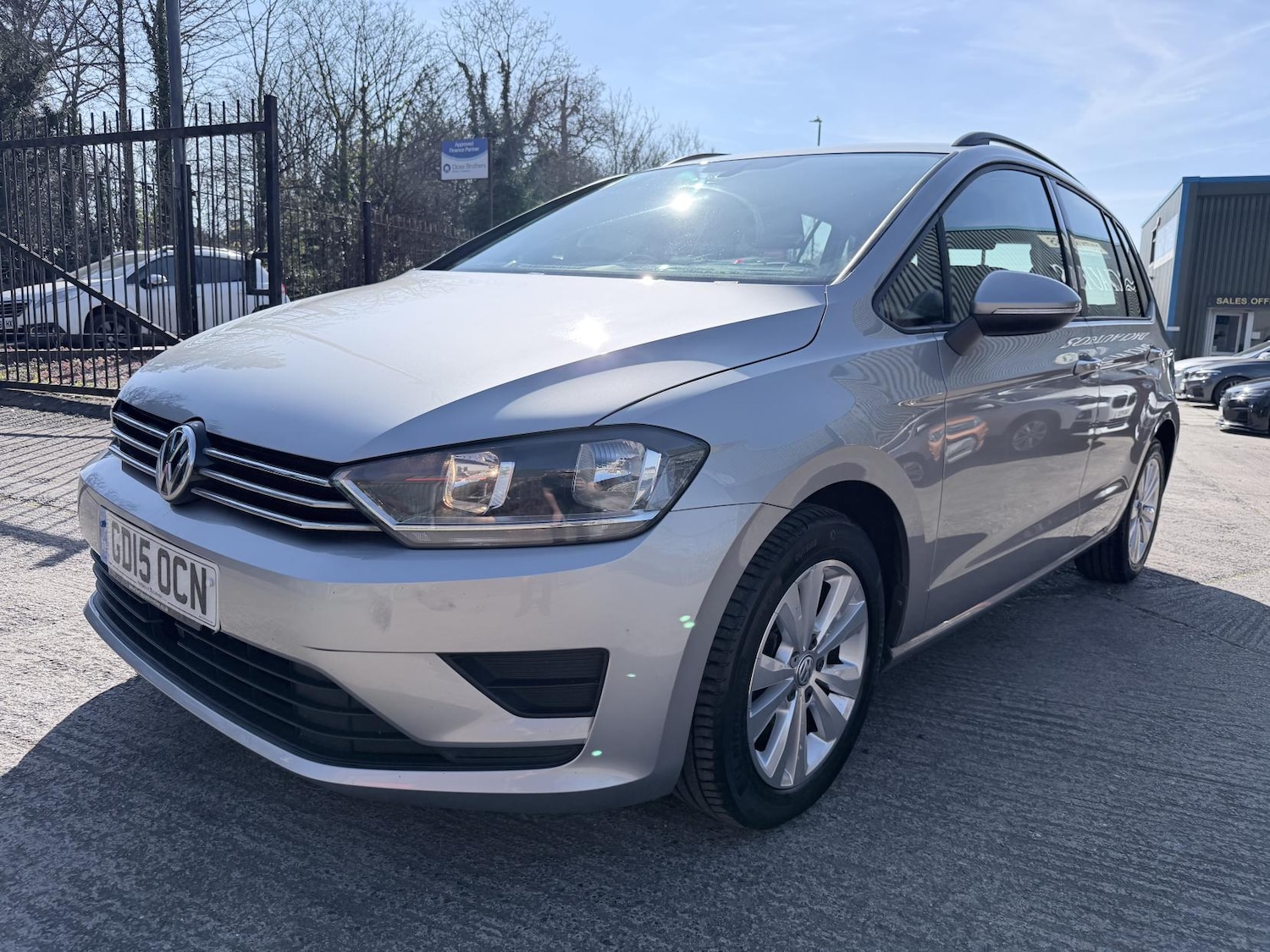 Used Volkswagen Golf SV 2015 for sale - 77975655: Photo 3