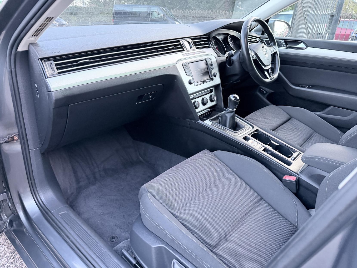 Used Volkswagen Passat 2015 for sale - 77235603: Photo 25