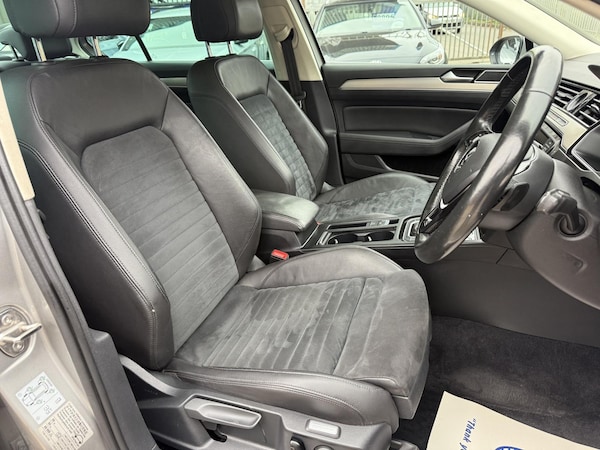 Used Volkswagen Passat 2017 for sale - 76312655: Photo 11