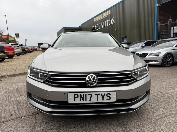 Used Volkswagen Passat 2017 for sale - 76312655: Photo 2