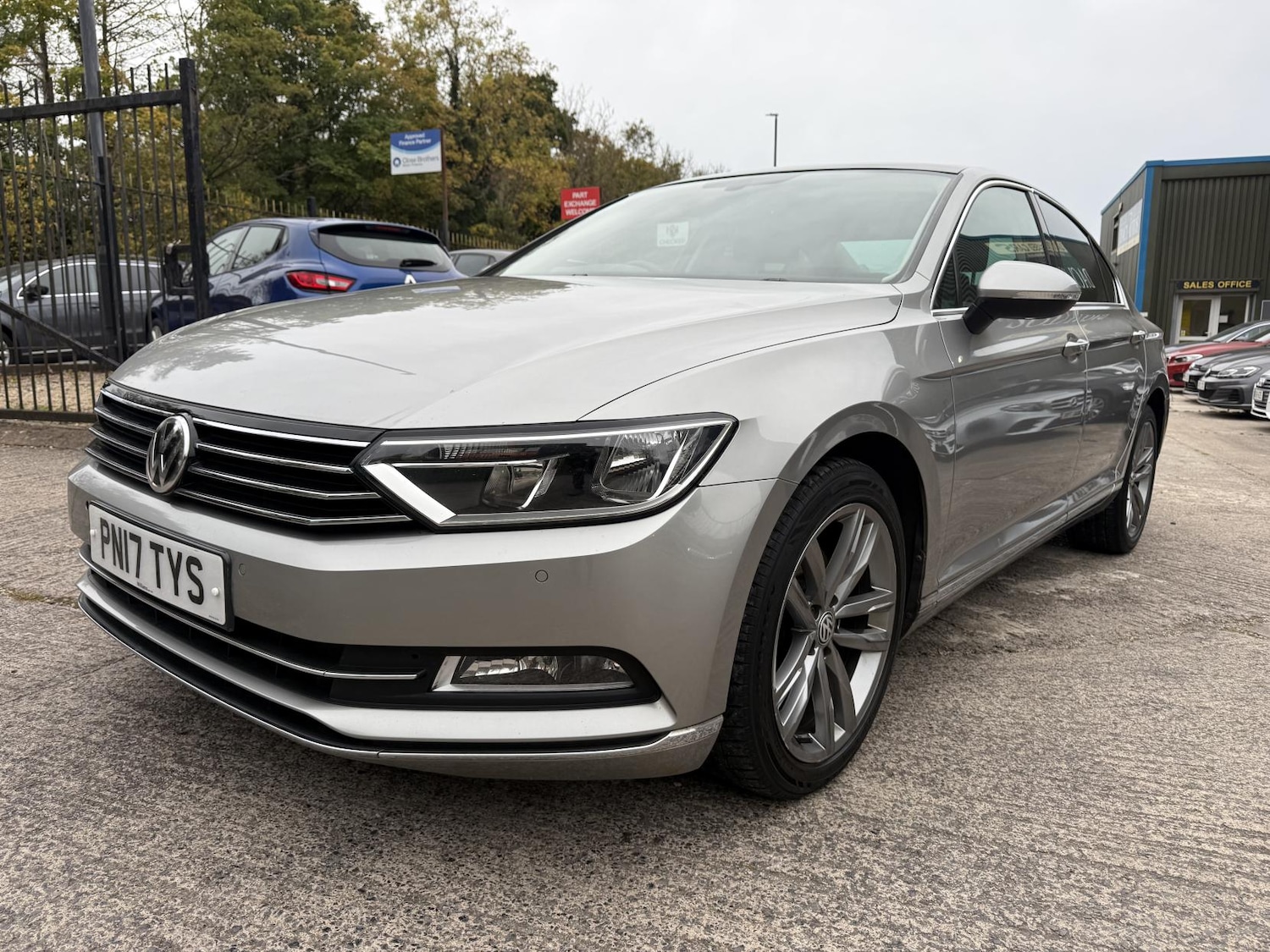 Used Volkswagen Passat 2017 for sale - 76312655: Photo 3