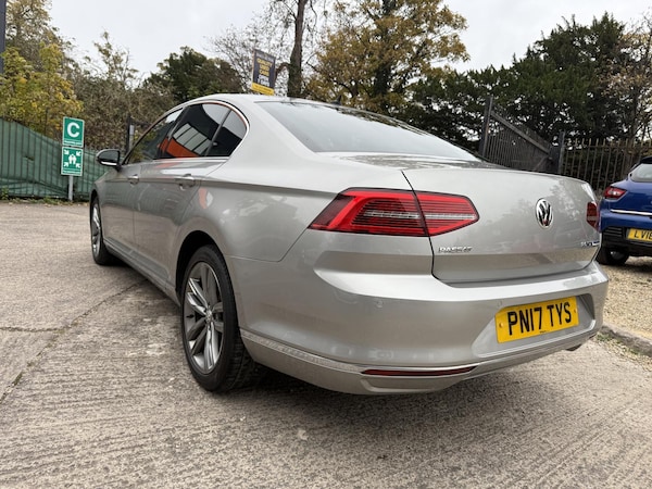 Used Volkswagen Passat 2017 for sale - 76312655: Photo 5