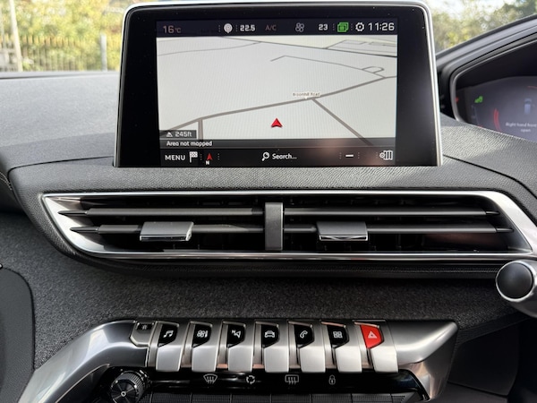 Used Peugeot 3008 2018 for sale - 76178200: Photo 11