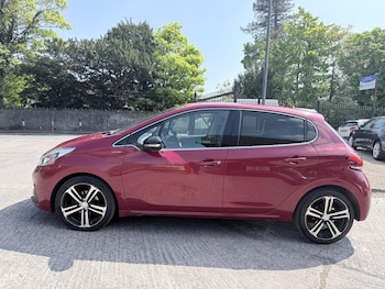 Used Peugeot 208 2018 for sale - 78399977: Photo